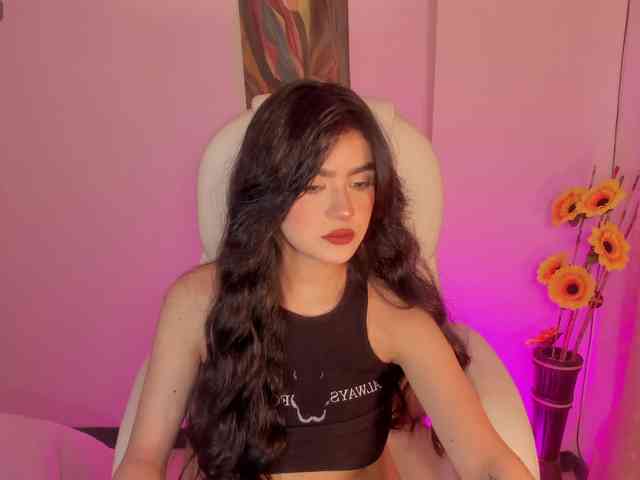 Modelo: celestecollins00