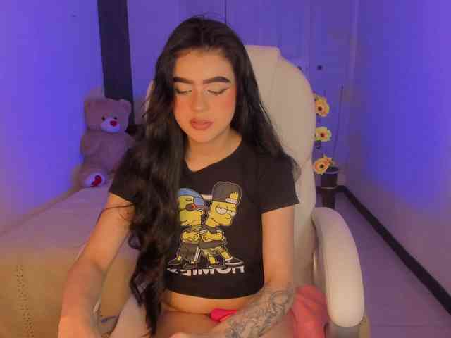 Model: celestecollins00