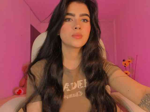 Model: celestecollins00