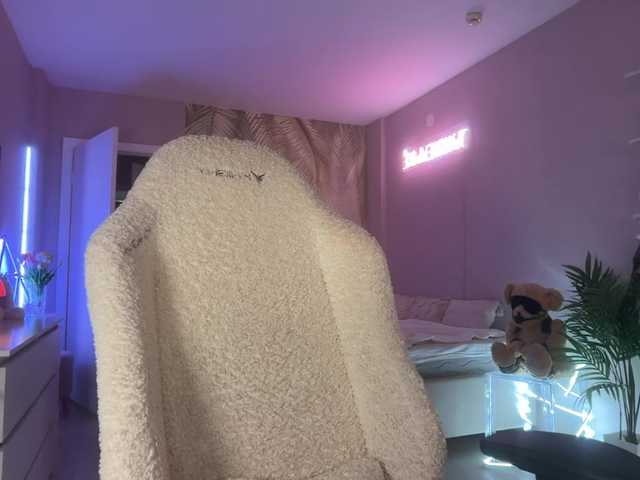 oii-kris-iio live cam on BongaCams