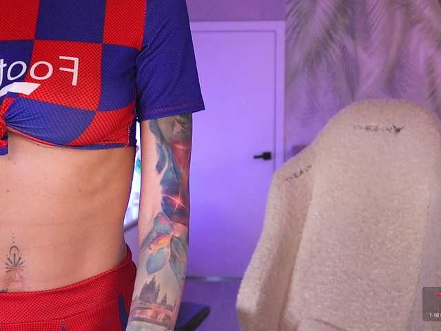 oii-kris-iio live sex show
