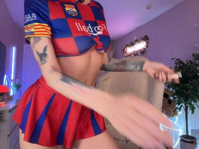 oii-kris-iio live cam