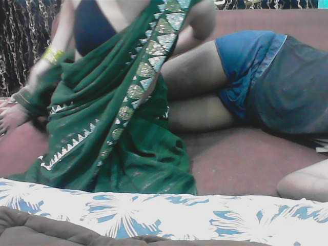 Sexy-bby-0-0 live cam on BongaCams
