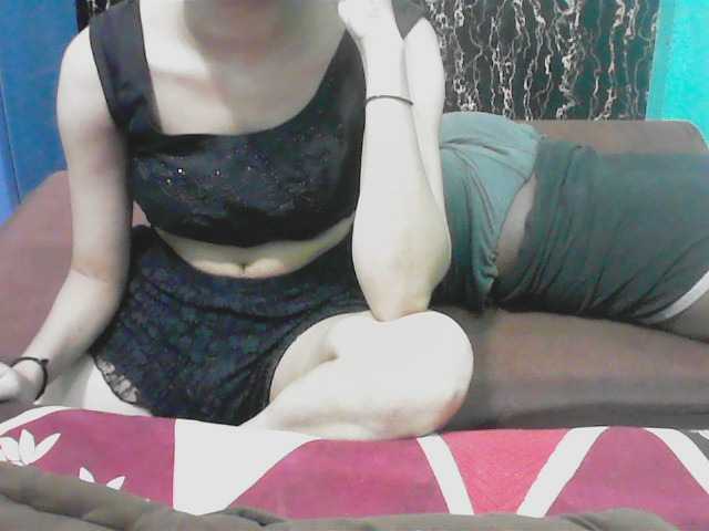 Sexy-bby-0-0 live cam on BongaCams