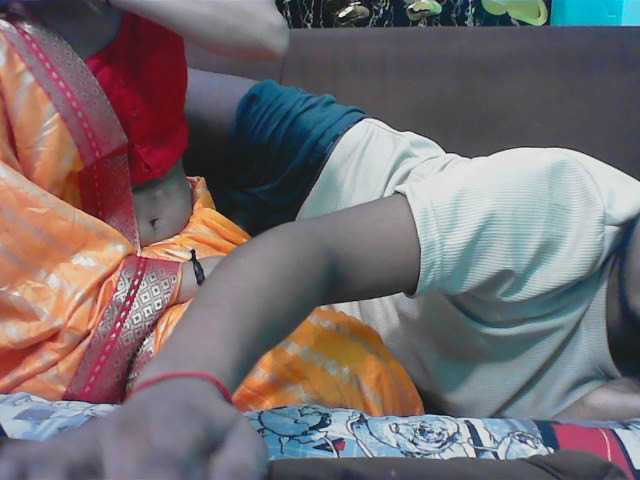 Sexy-bby-0-0 live cam on BongaCams