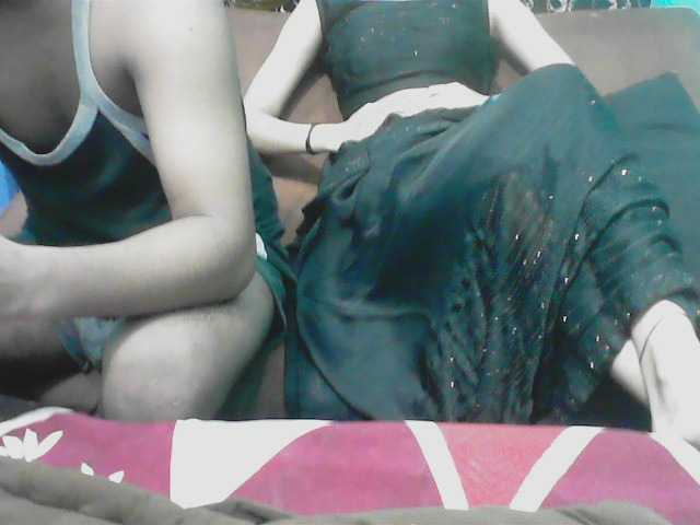 Sexy-bby-0-0 live cam on BongaCams