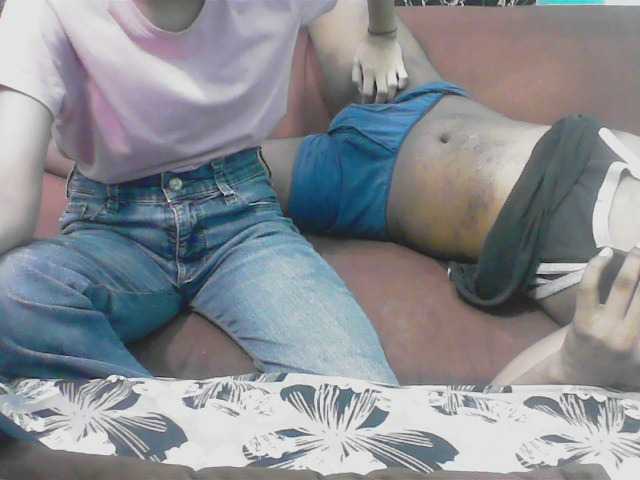 Sexy-bby-0-0 live cam on BongaCams