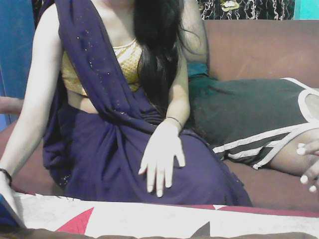 Sexy-bby-0-0 live cam on BongaCams