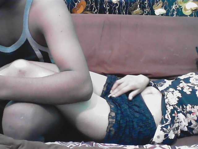 Sexy-bby-0-0 live cam on BongaCams