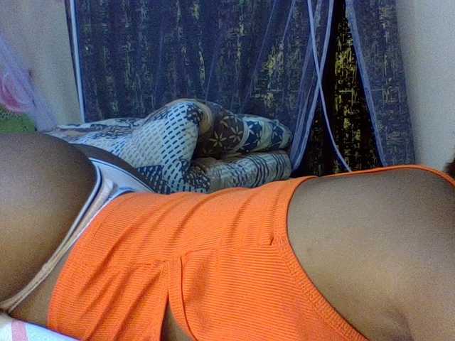 Prettydoll8 live cam on BongaCams