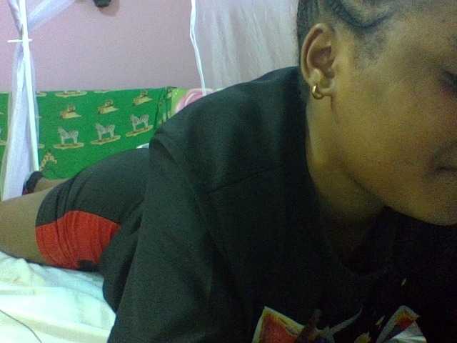 Prettydoll8 live cam on BongaCams