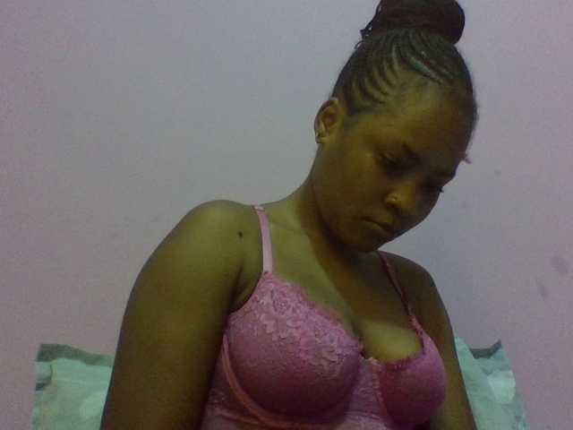 Prettydoll8 live cam on BongaCams