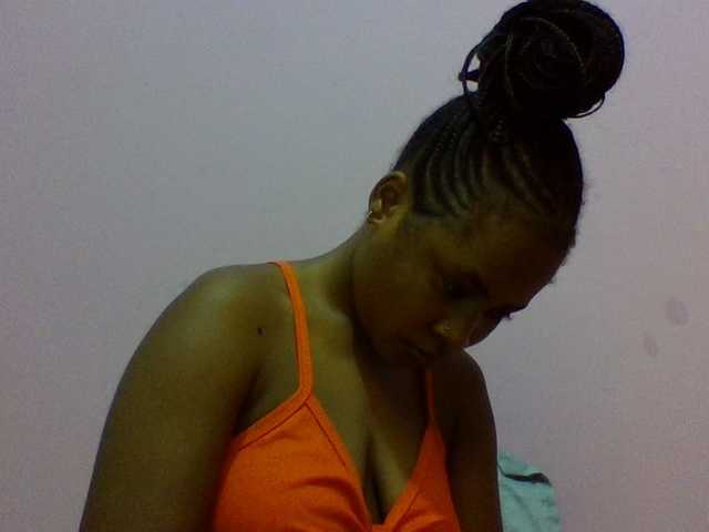 Prettydoll8 live cam on BongaCams