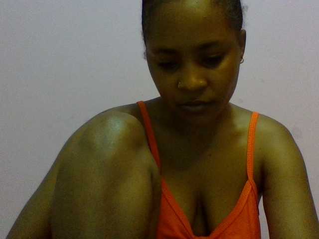 Prettydoll8 live cam on BongaCams