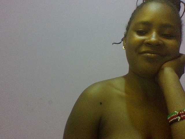 Prettydoll8 live cam on BongaCams