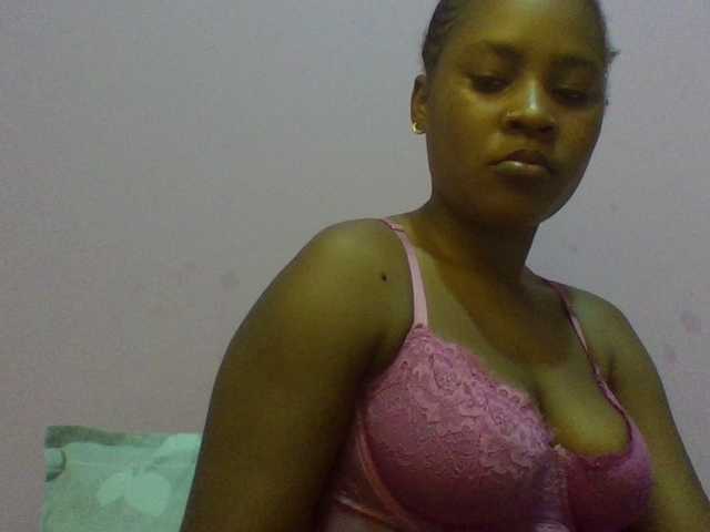 Prettydoll8 live cam on BongaCams