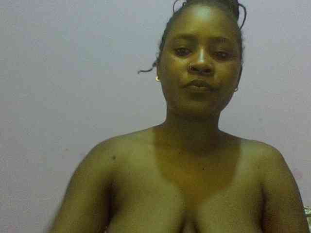 Prettydoll8 webcam