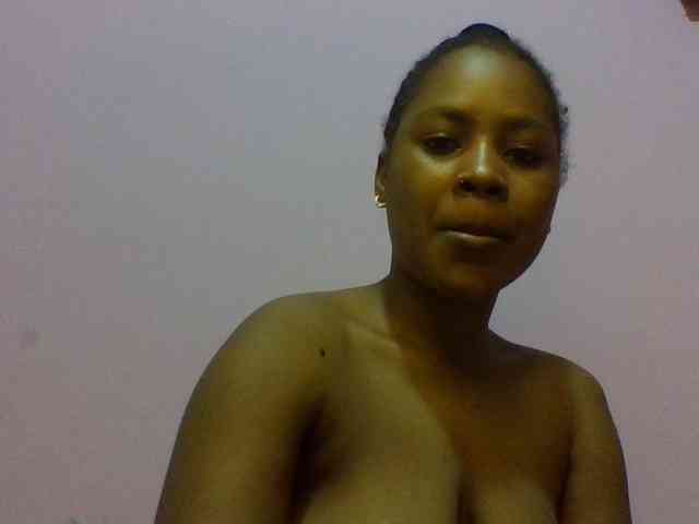 Prettydoll8 webcam
