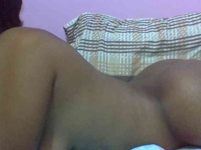 Prettydoll8 webcam