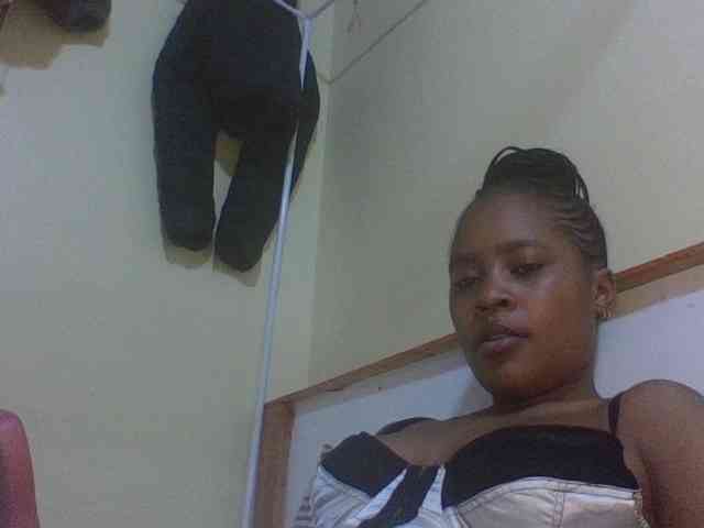 Prettydoll8 webcam
