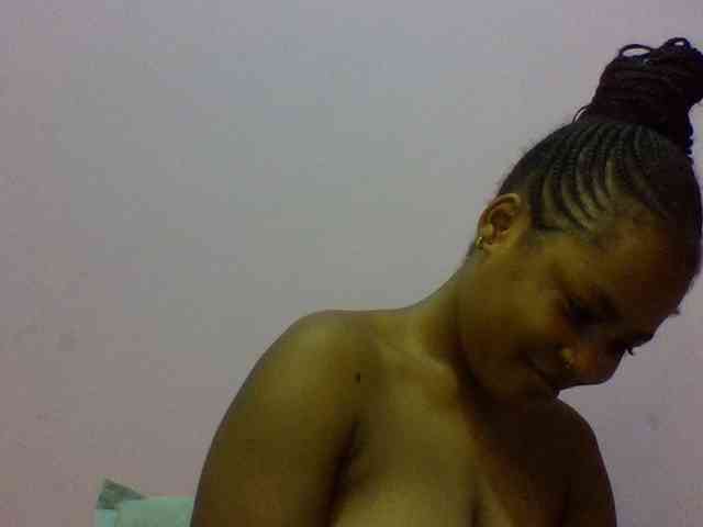 Prettydoll8 webcam