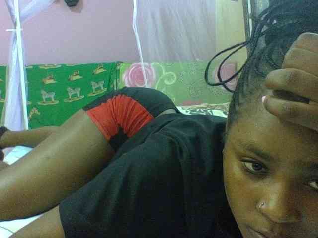 Prettydoll8 webcam