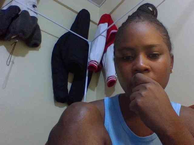 Prettydoll8 webcam