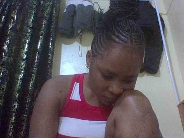 Prettydoll8 webcam