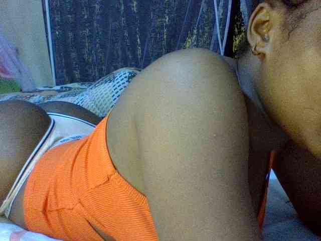 Prettydoll8 webcam