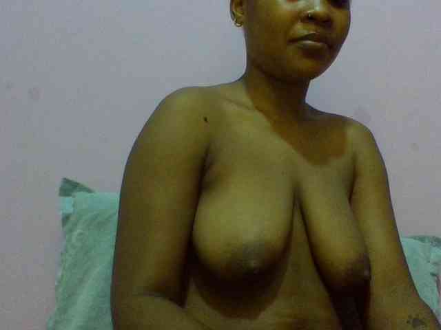 Prettydoll8 webcam
