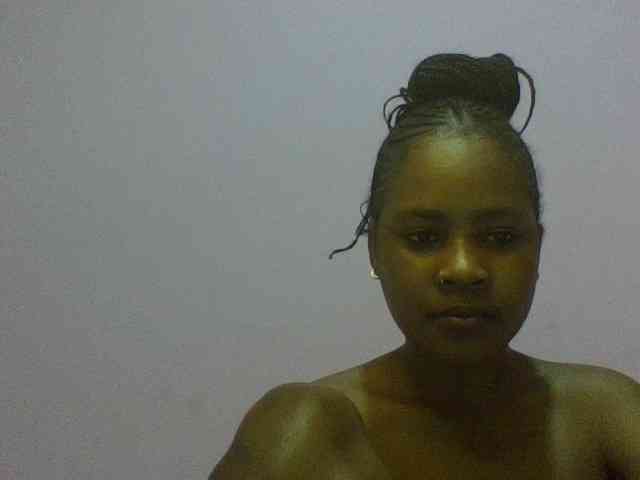 Prettydoll8 webcam