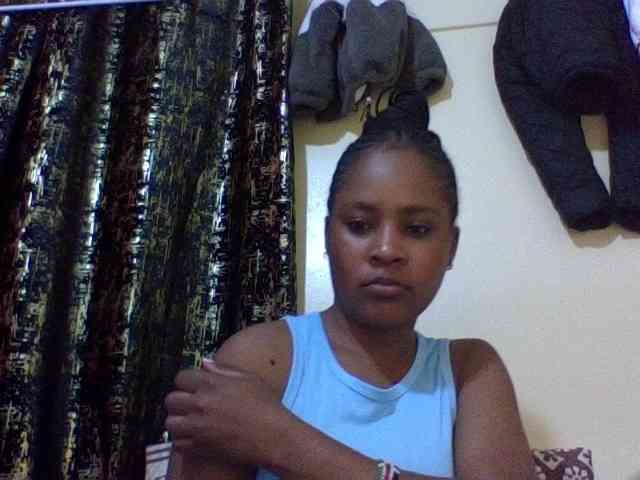 Prettydoll8 webcam