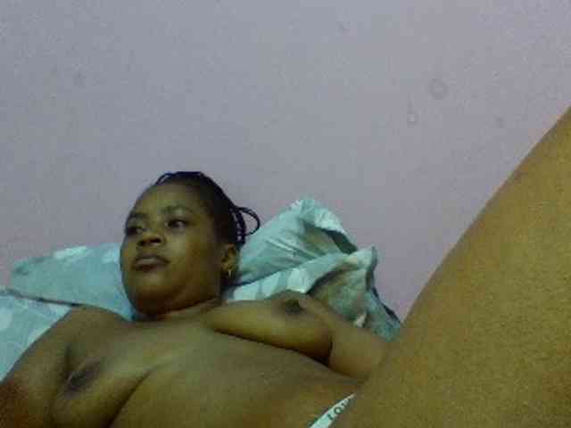 Prettydoll8 webcam