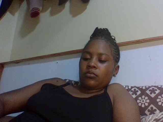 Prettydoll8 webcam