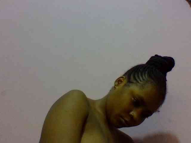 Prettydoll8 webcam