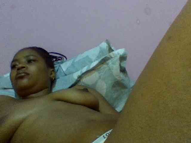 Prettydoll8 webcam