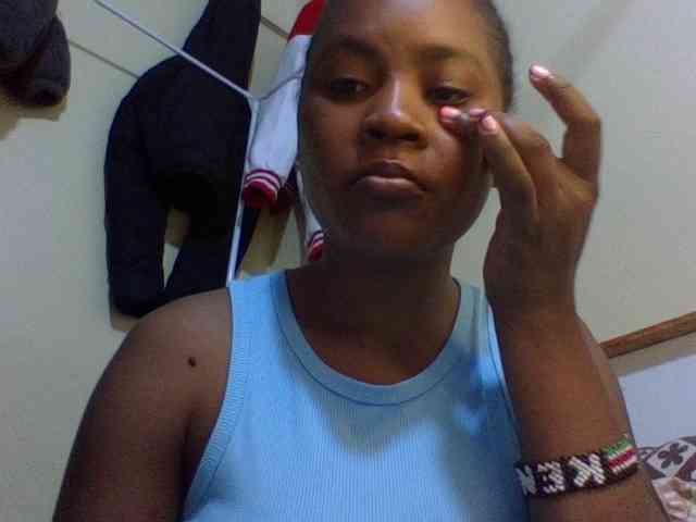 Prettydoll8 webcam