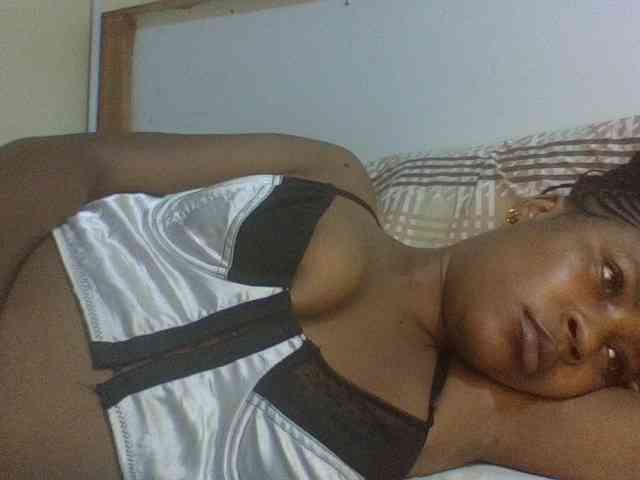 Prettydoll8 webcam