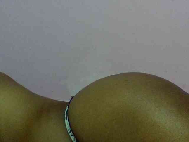 Prettydoll8 webcam