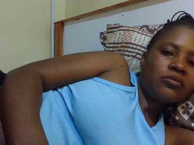 Prettydoll8 webcam