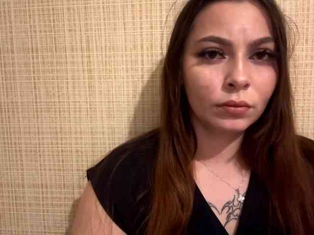 AliseBasila webcam