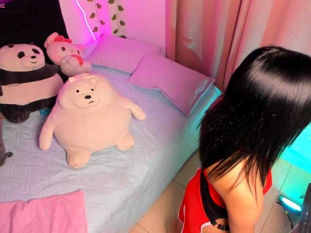 Scarlesth live webcam show