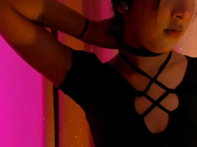 Scarlesth live cam on BongaCams