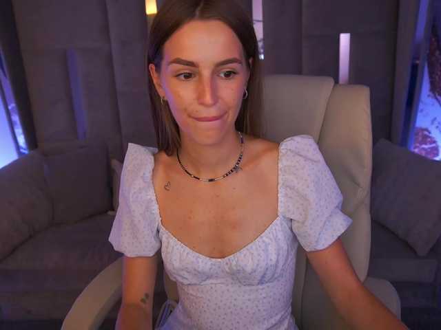PeonyBloom live cam on BongaCams