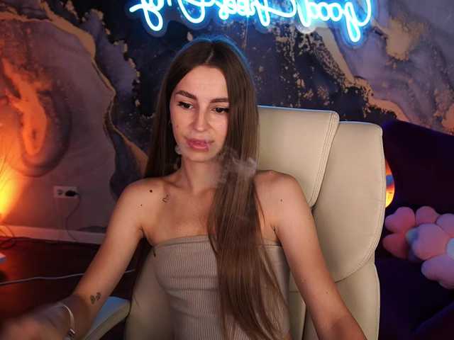 PeonyBloom live cam on BongaCams