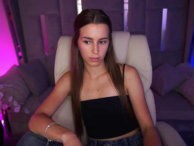 PeonyBloom live cam on BongaCams