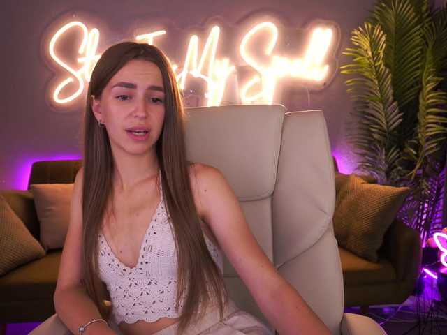 PeonyBloom live cam on BongaCams
