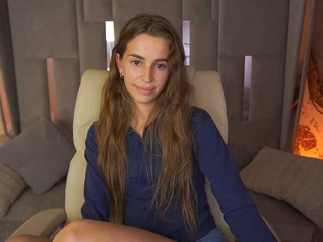 PeonyBloom live cam on BongaCams