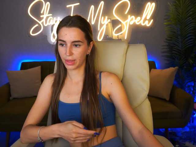PeonyBloom live cam on BongaCams