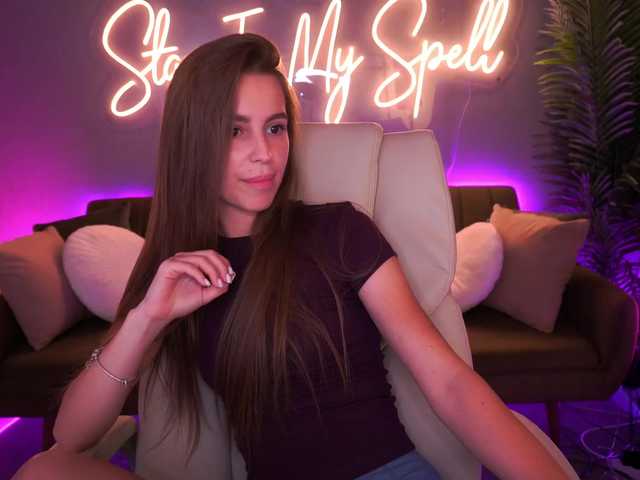 PeonyBloom live cam on BongaCams